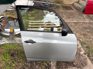 bontott KIA VENGA Jobb első Ajtó (Részeivel)