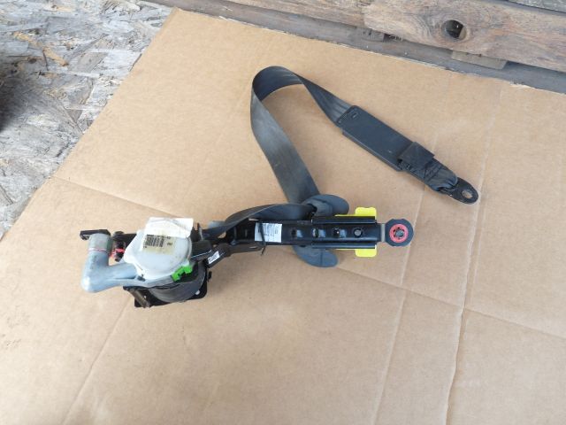 bontott KIA VENGA Jobb első Biztonsági Öv