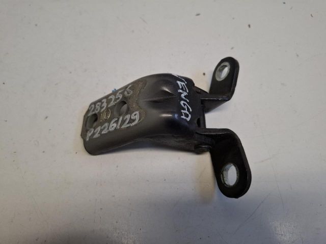 bontott KIA VENGA Jobb első Felső Zsanér