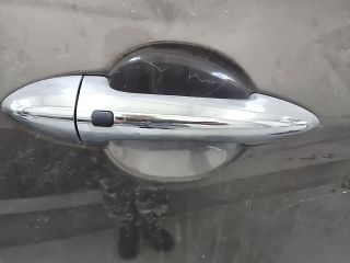 bontott KIA VENGA Jobb első Külső Kilincs