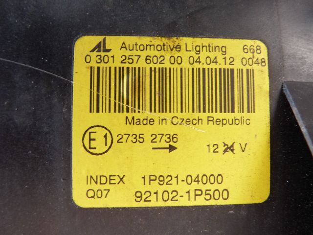 bontott KIA VENGA Jobb Fényszóró