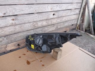 bontott KIA VENGA Jobb Fényszóró