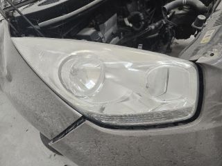 bontott KIA VENGA Jobb Fényszóró
