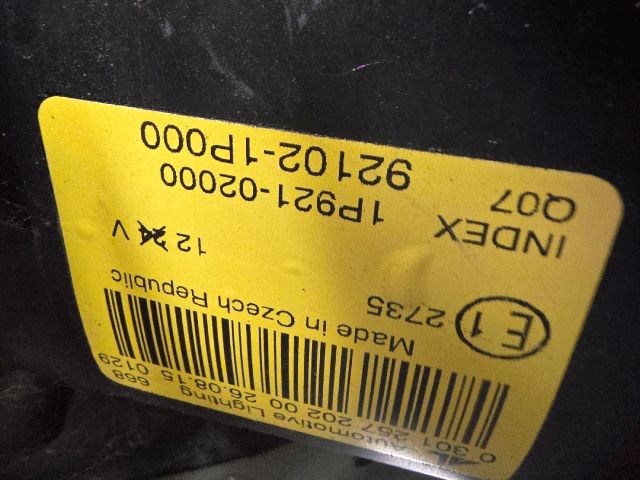 bontott KIA VENGA Jobb Fényszóró