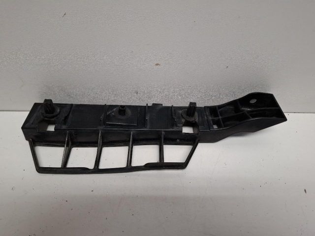 bontott KIA VENGA Jobb hátsó Oldal Lökhárító Tartó (Műanyag)