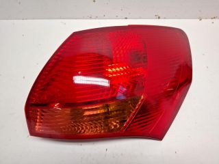 bontott KIA VENGA Jobb Külső Hátsó Lámpa