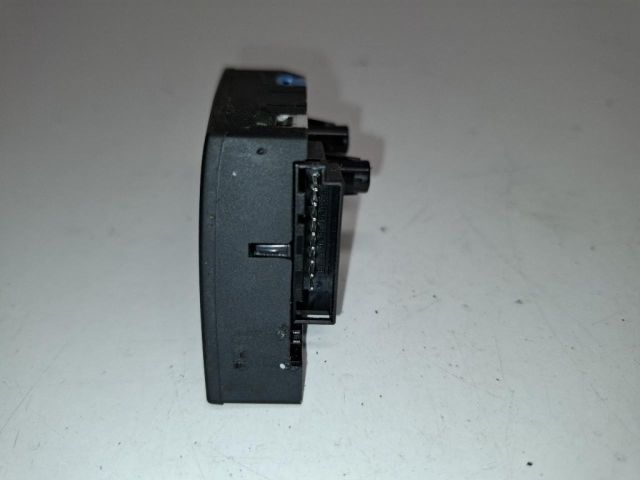 bontott KIA VENGA Jobb Multikormány Kapcsoló