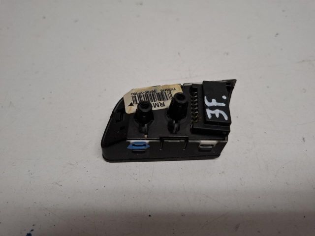 bontott KIA VENGA Jobb Multikormány Kapcsoló