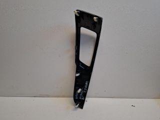 bontott KIA VENGA Jobb Műszerfal Díszléc