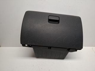 bontott KIA VENGA Kesztyűtartó