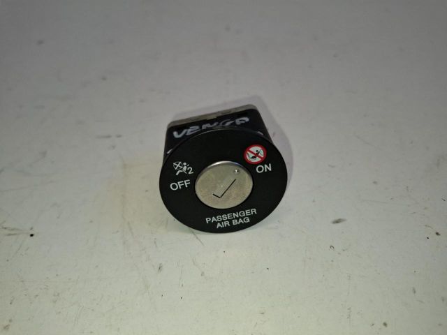 bontott KIA VENGA Légzsák Kapcsoló