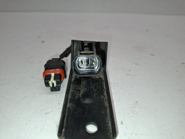 bontott KIA VENGA Motorháztető Ajtó Kapcsoló