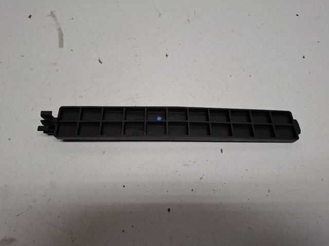 bontott KIA VENGA Pollenszűrő Fedél