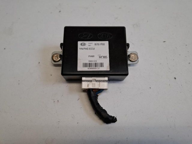 bontott KIA VENGA Tolatóradar Elektronika