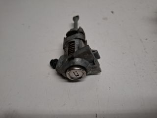 bontott KIA VENGA Zárbetét Szett