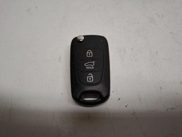 bontott KIA VENGA Zárbetét Szett