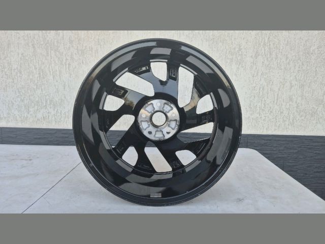 bontott KIA XCEED Alufelni (1 db)