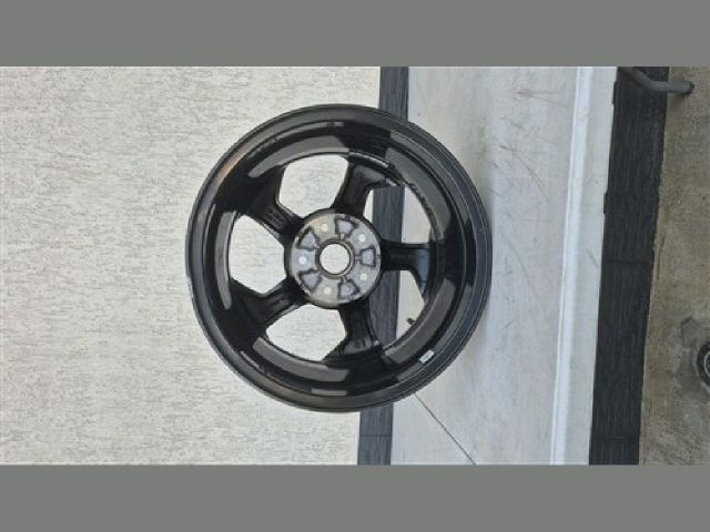 bontott KIA XCEED Alufelni (1 db)