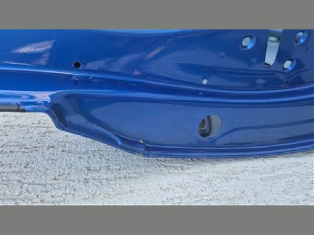 bontott KIA XCEED Bal első Ajtó (Üres lemez)