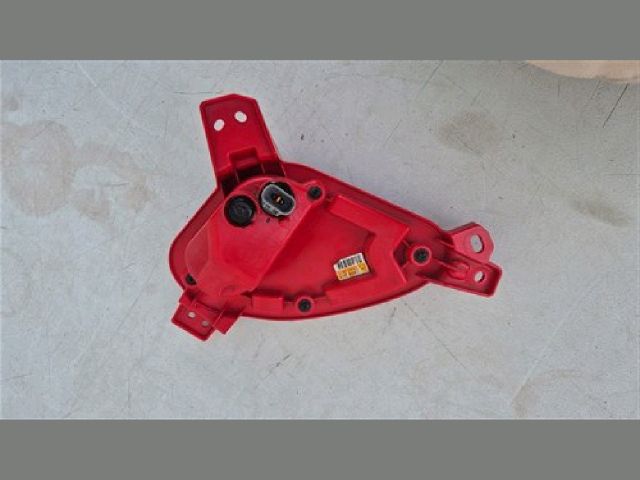 bontott KIA XCEED Bal Hátsó Lámpa