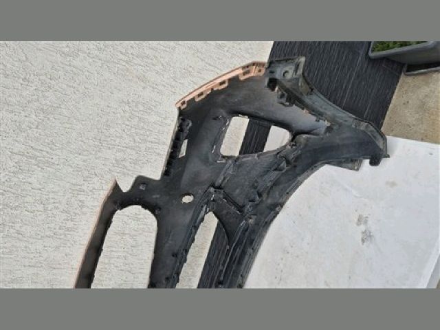 bontott KIA XCEED Első Lökhárító (Részeivel)