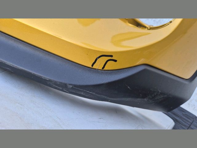 bontott KIA XCEED Első Lökhárító (Részeivel)