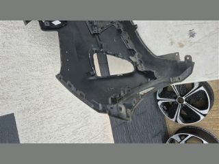 bontott KIA XCEED Első Lökhárító (Részeivel)