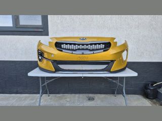 bontott KIA XCEED Első Lökhárító (Részeivel)