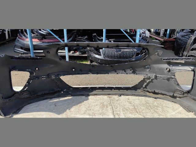 bontott KIA XCEED Első Lökhárító (Üresen)