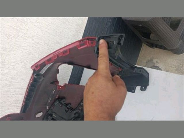 bontott KIA XCEED Első Lökhárító (Üresen)