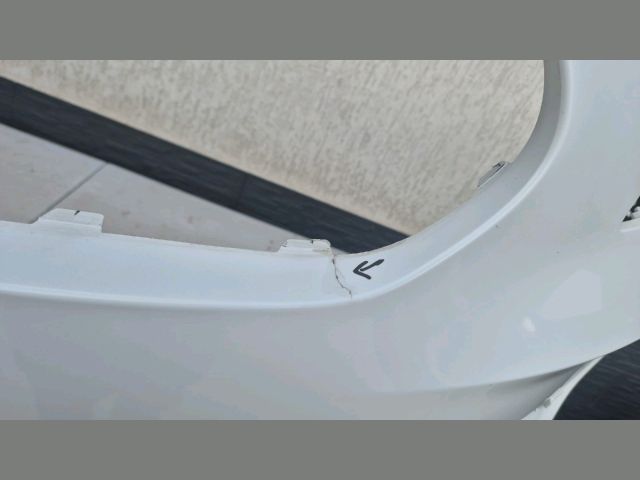 bontott KIA XCEED Első Lökhárító (Üresen)