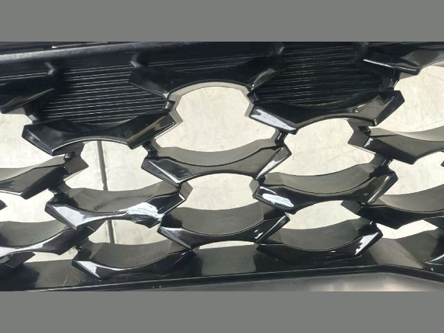 bontott KIA XCEED Hűtőrács