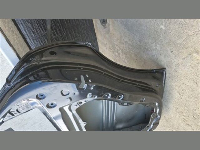 bontott KIA XCEED Jobb hátsó Ajtó (Üres lemez)