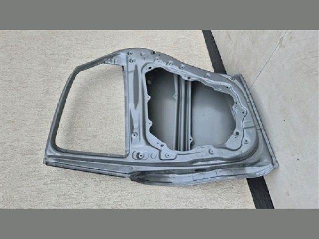 bontott KIA XCEED Jobb hátsó Ajtó (Üres lemez)