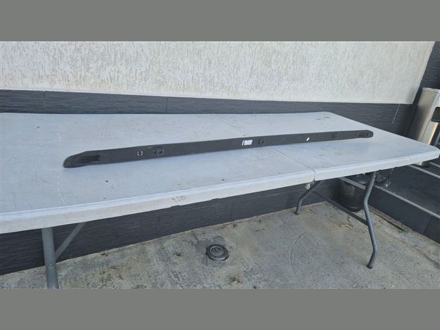 bontott KIA XCEED Jobb Tetősín