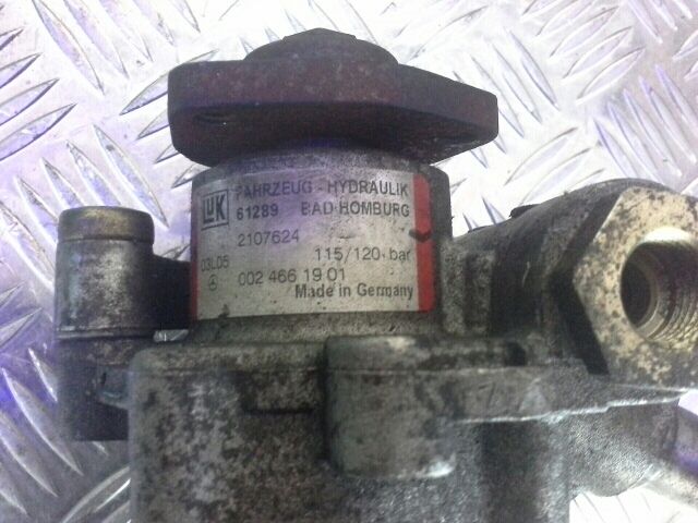 bontott   Kormányszervó Motor (Hidraulikus)