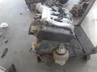 bontott LADA 110 Motor (Fűzött blokk hengerfejjel)