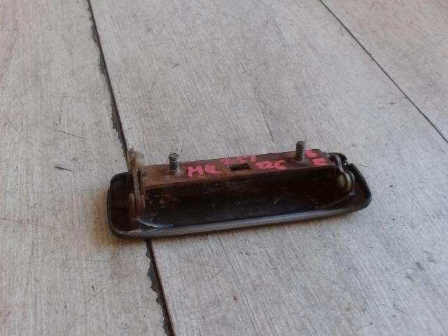 bontott LADA 110 Bal első Külső Kilincs