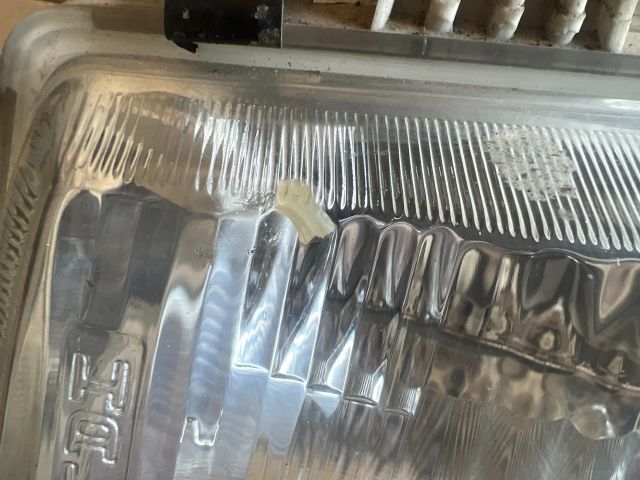 bontott LADA 110 Bal Fényszóró