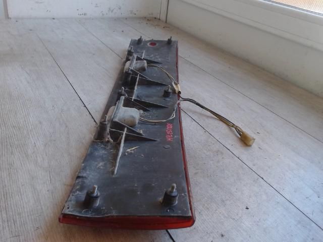 bontott LADA 110 Hátsó Lámpa Középső