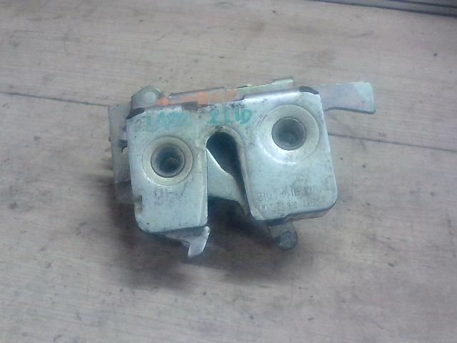 bontott LADA 110 Jobb első Ajtózár