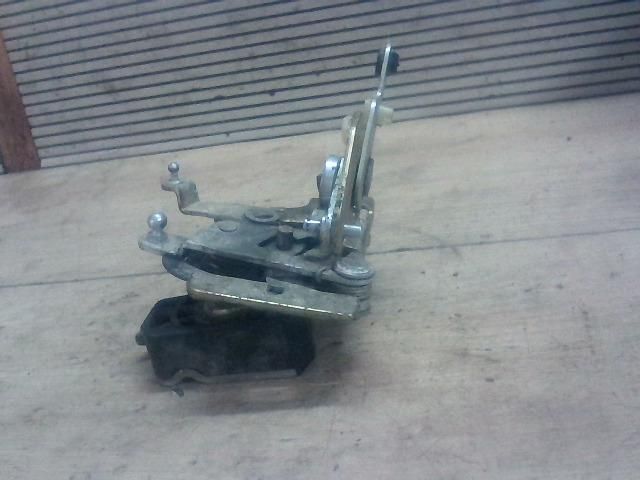 bontott LADA 110 Jobb első Ajtózár