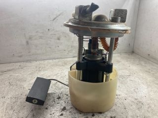 bontott LADA 111 Üzemanyag Szivattyú