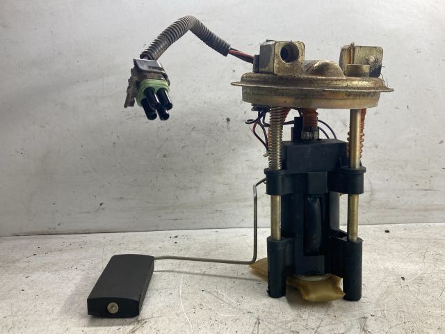 bontott LADA 112 Üzemanyag Szivattyú