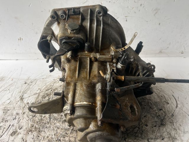 bontott LADA 112 Váltó (Mechanikus)