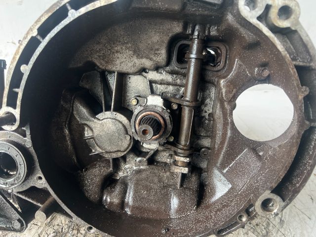 bontott LADA 112 Váltó (Mechanikus)