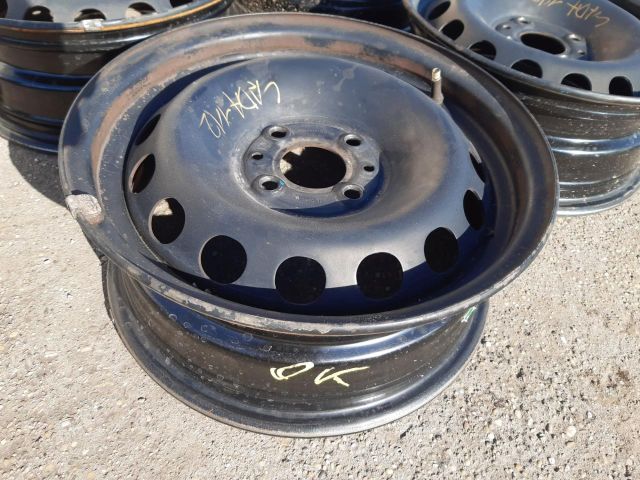 bontott LADA 112 Acélfelni Szett Gumival