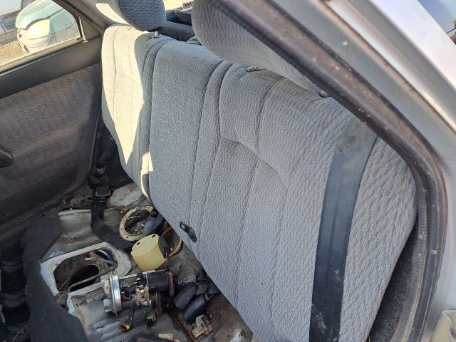 bontott LADA 112 Bal hátsó Fejtámla