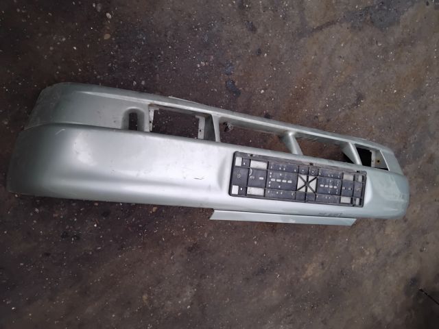 bontott LADA 112 Első Lökhárító (Üresen)