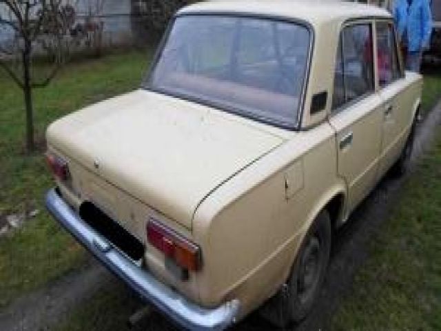 bontott LADA 1200-1500 Bal Hátsó Lámpa